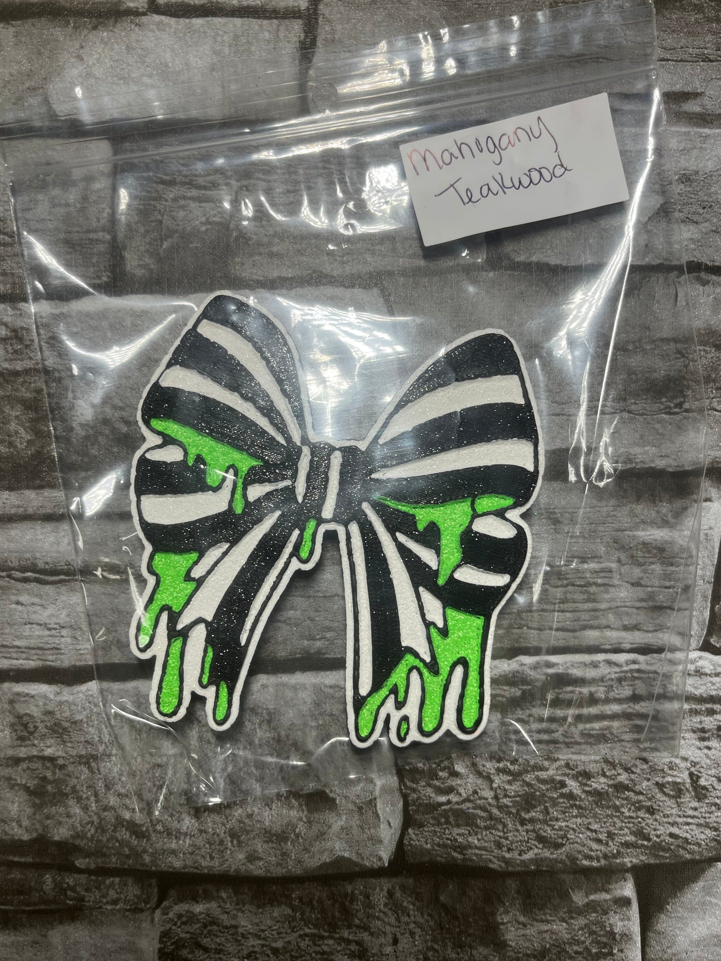 Beetle Juice Bow