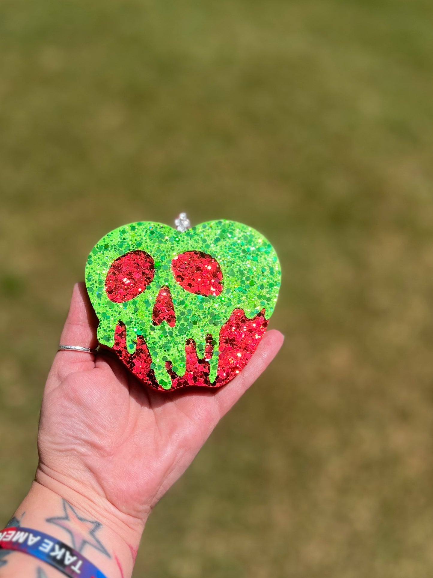 Poison Apple