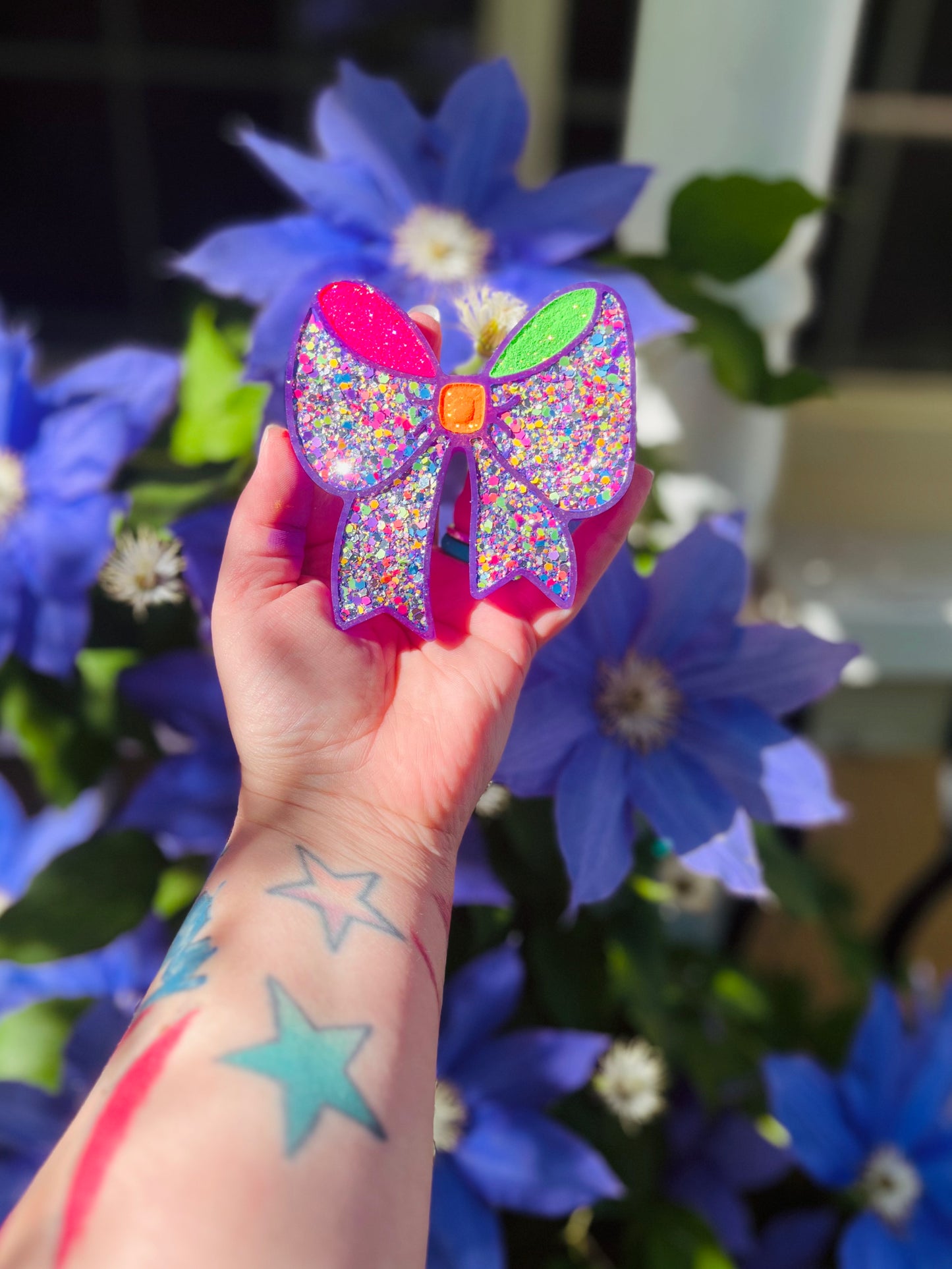 Neon Bow