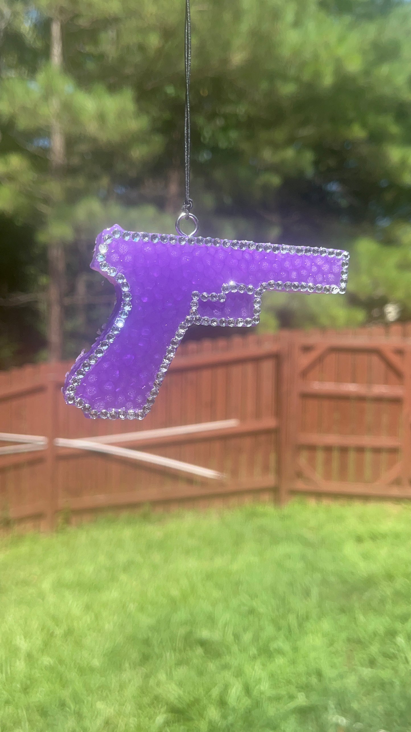 Bling purple pistol freshie