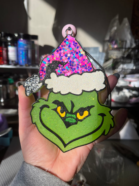 “Glam” Grinch