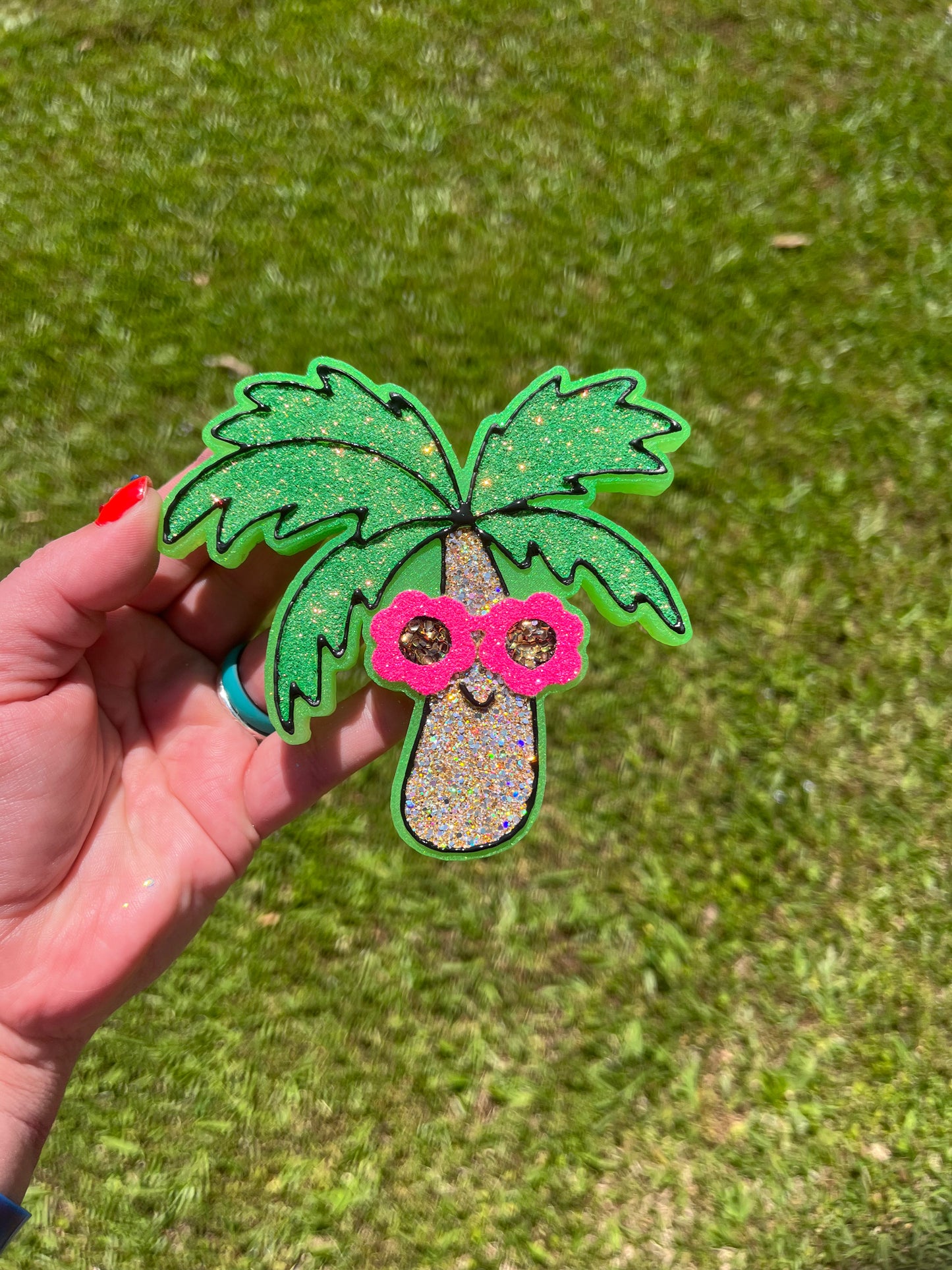 Groovy Palm Tree 🌴 (Glow in the Dark)
